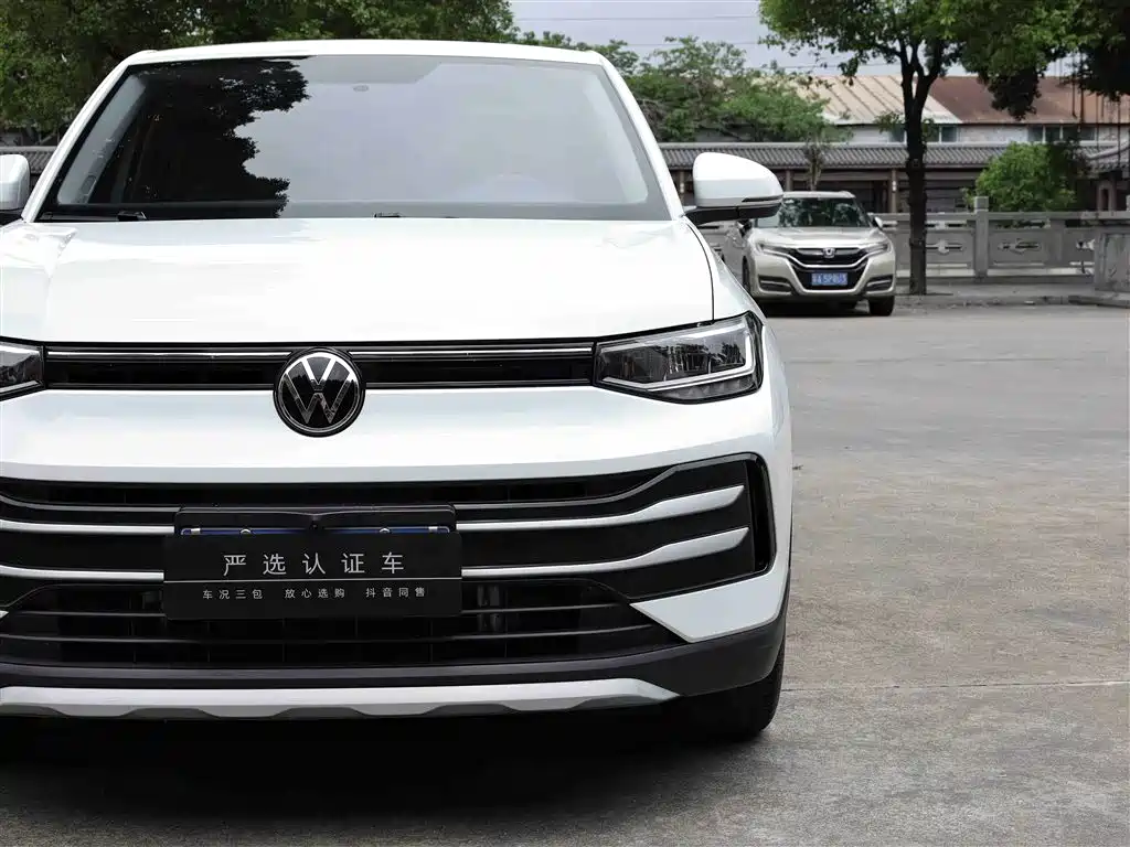 Volkswagen Tharu 2025 Model Rising Star 1.5L Advance Edition фото 22