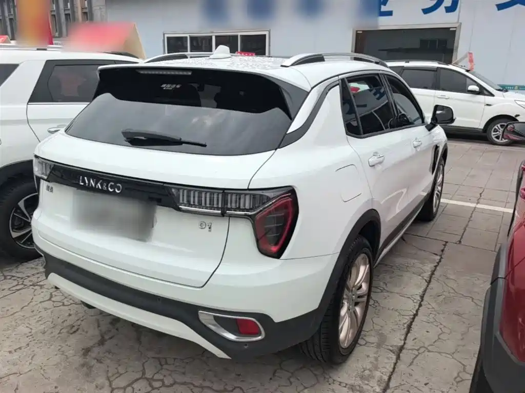 Lynk & Co 01 2017 2.0T 2WD Pro Version фото 7