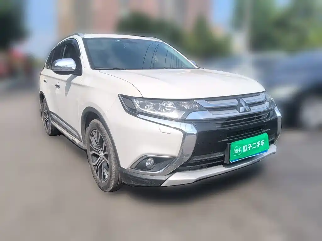 Mitsubishi Outlander (Import) 2016 2016 2.4L 4WD Elite 5-seater