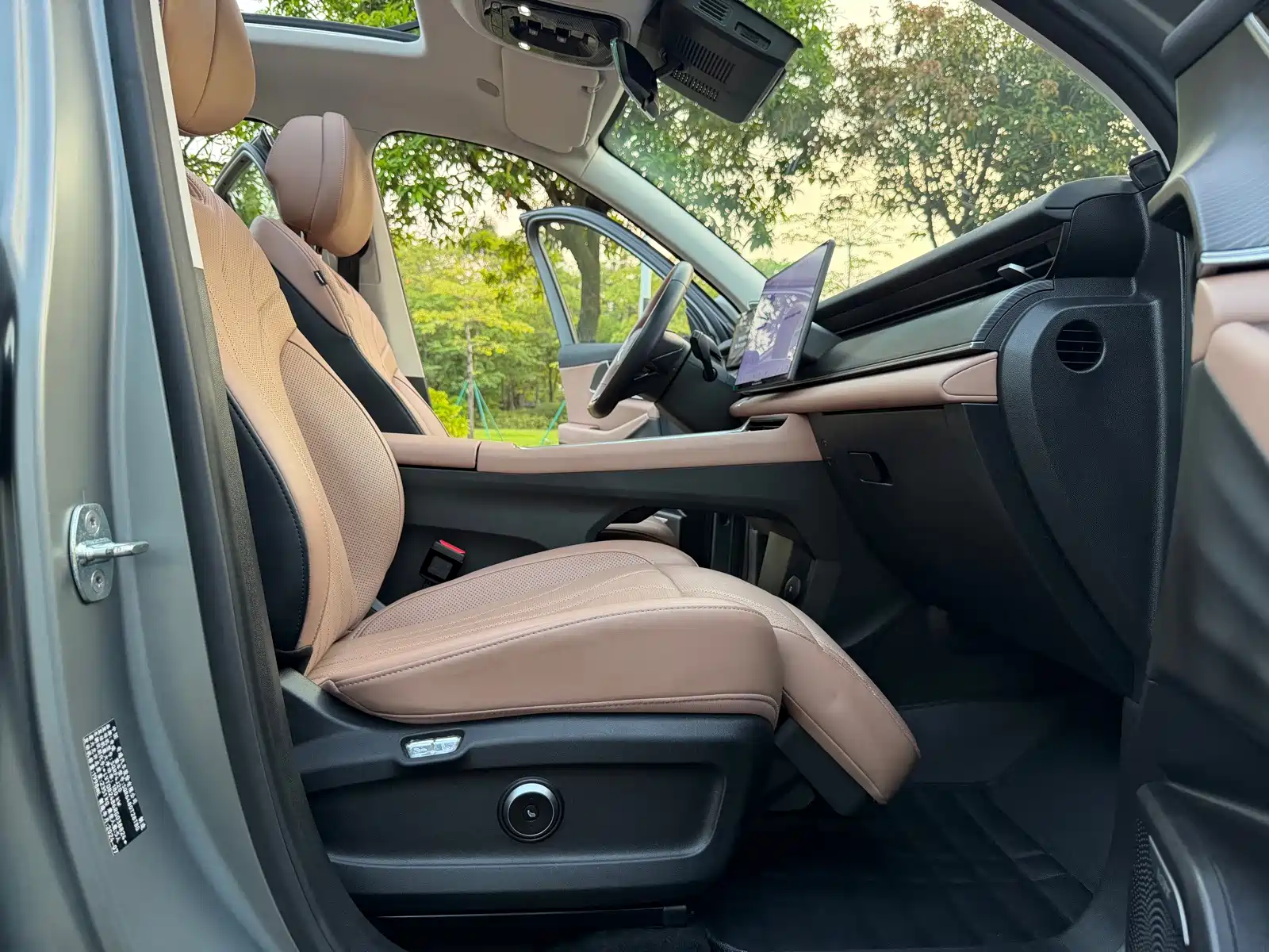 Фото 15 - Chery Tiggo 8L