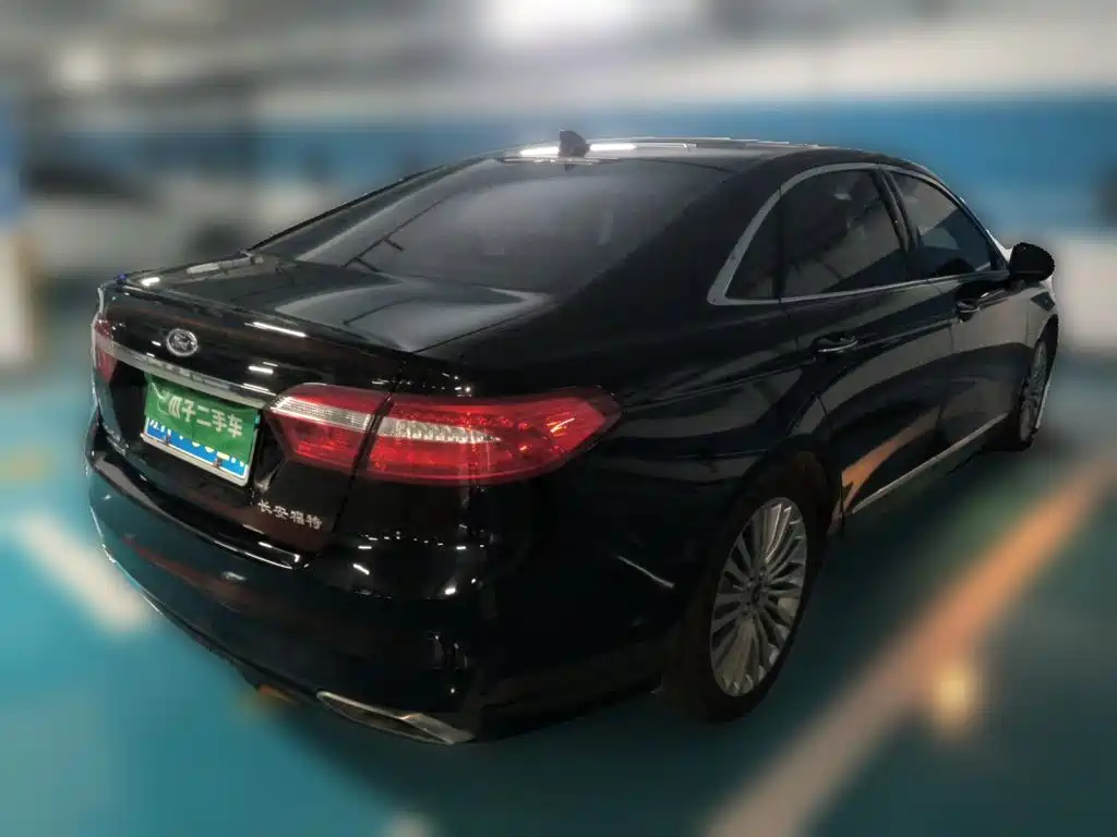 صورة 4 - Ford Taurus
