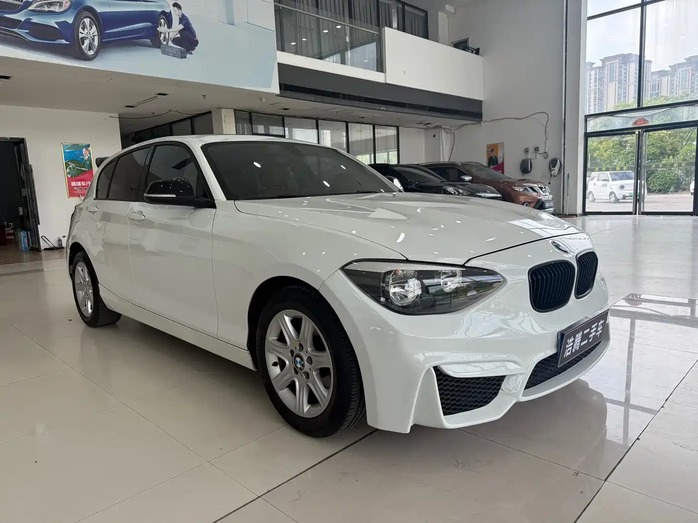 BMW 1 Series (Import) 2013 Facelift 116i Leading Model фото 5