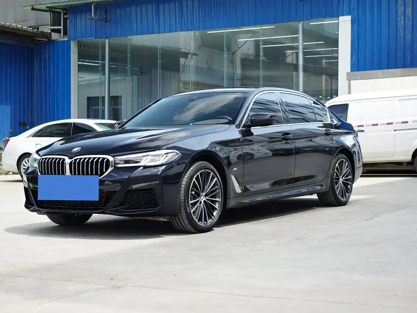 BMW 5 Series 2023 Facelift 530Li Leading M Sport Package