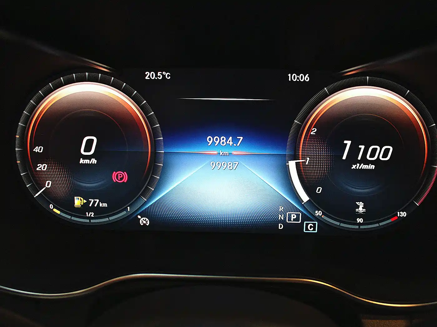 Mercedes-Benz GLC 2021 GLC 260 L 4MATIC Sporty фото 12