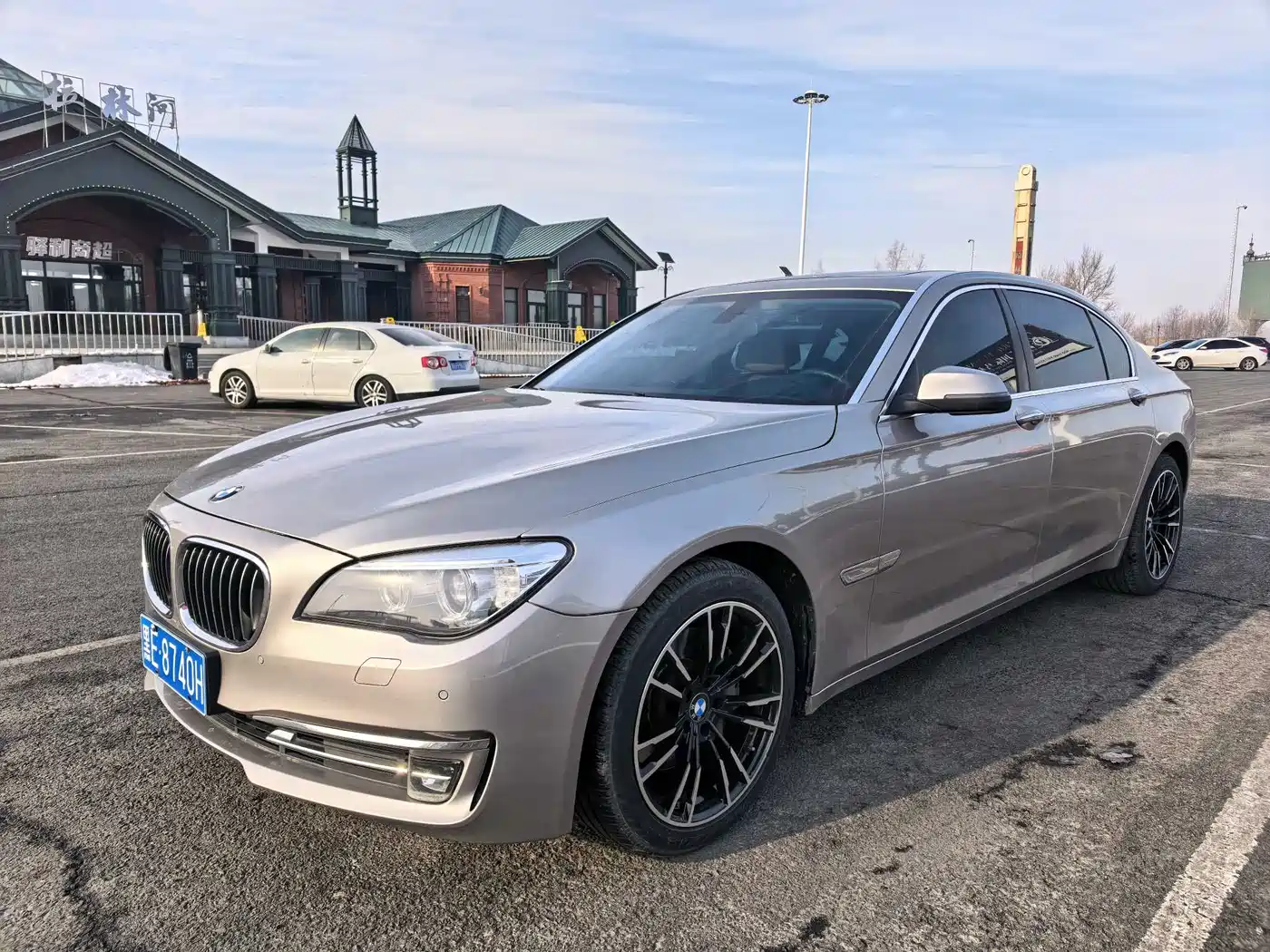 صورة 1 - BMW 7 Series