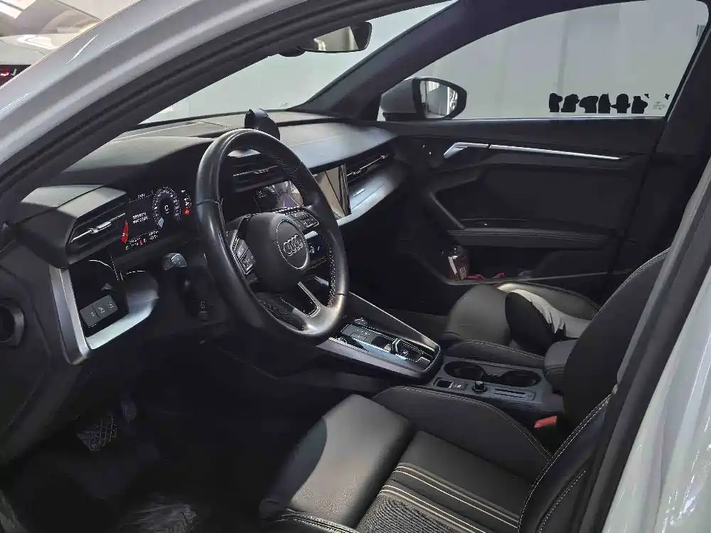 Audi A3 2023 A3L Limousine 35 TFSI Fashion Sport фото 9