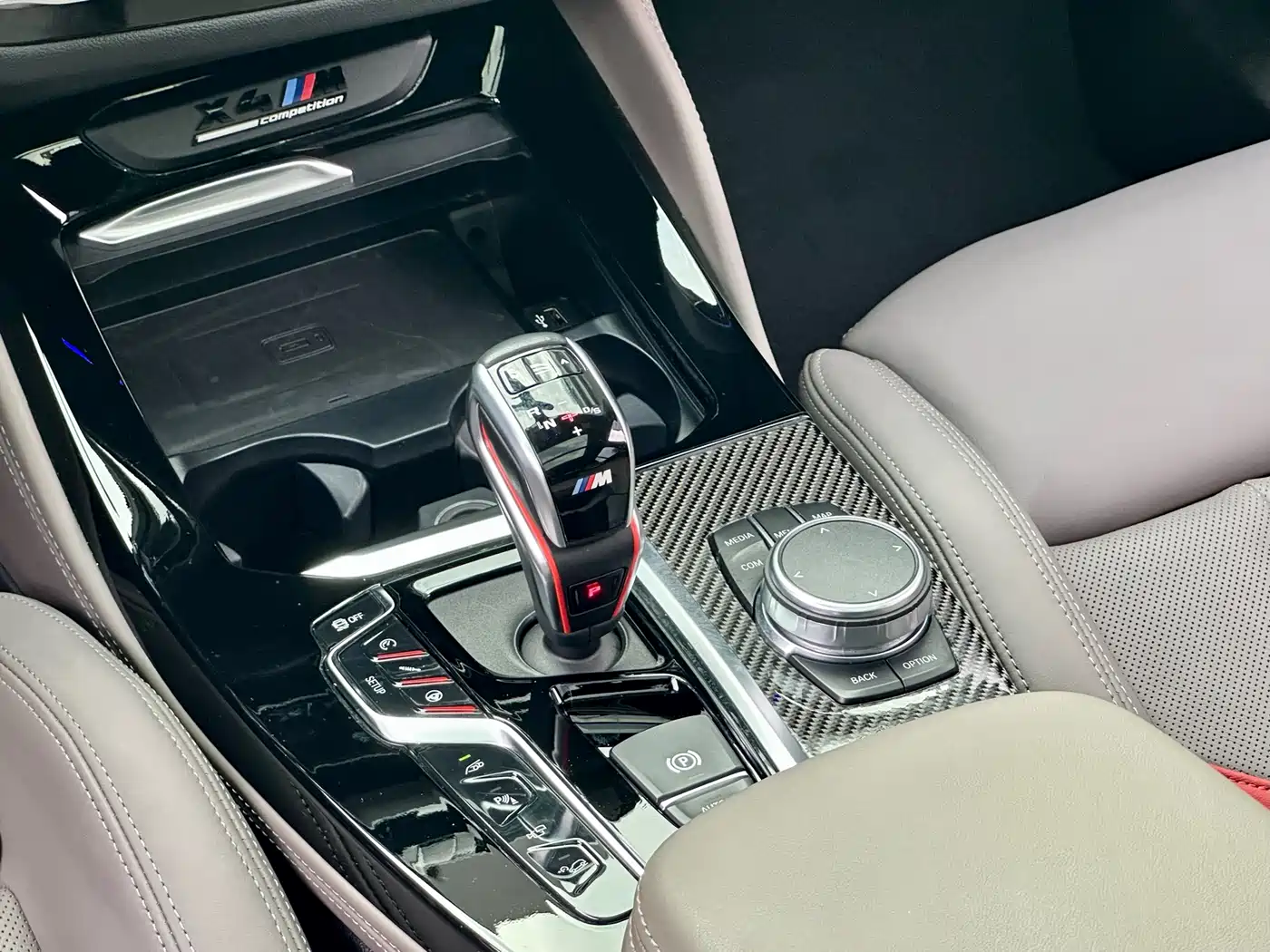 BMW X4 M 2019 X4 M Competition фото 16
