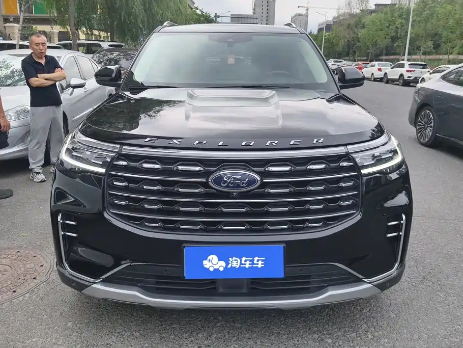 Ford Explorer 2024 2023 EcoBoost 285 AWD Titanium Edition 7-Seater