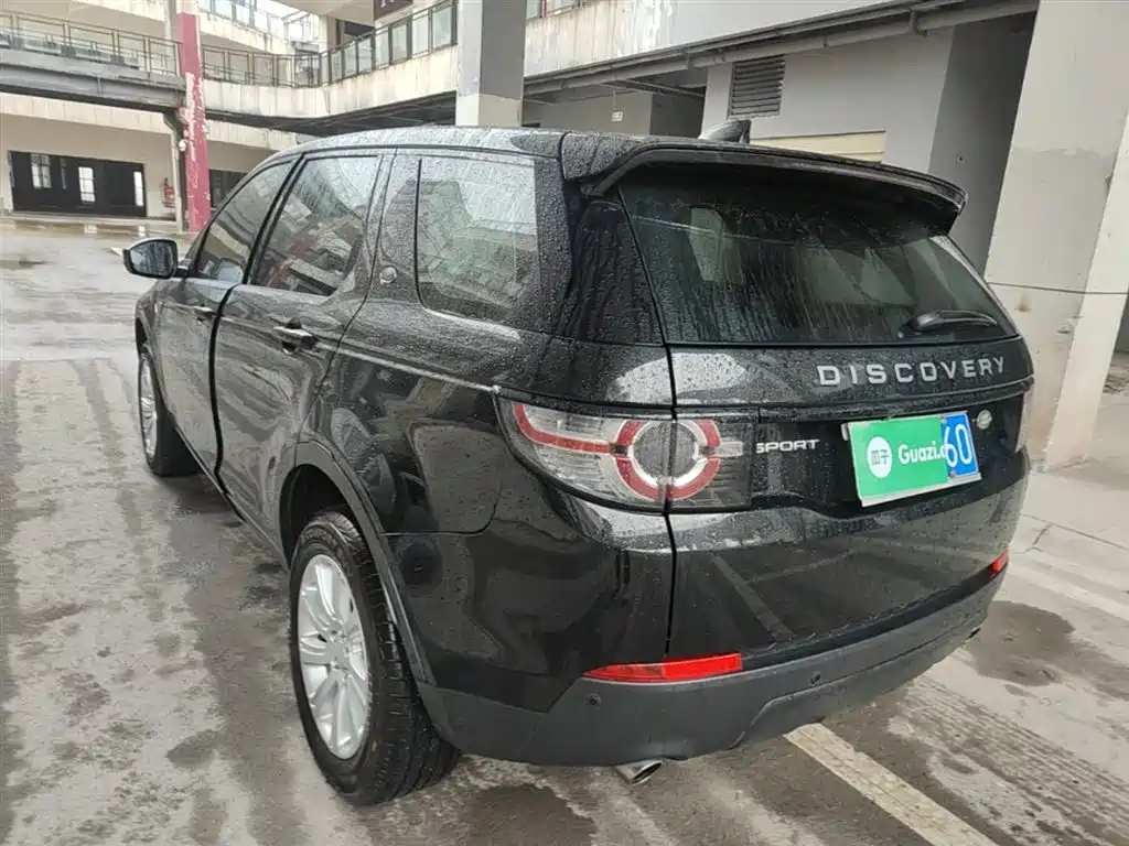 Land Rover Discovery Sport 2018 240PS PURE Edition фото 5