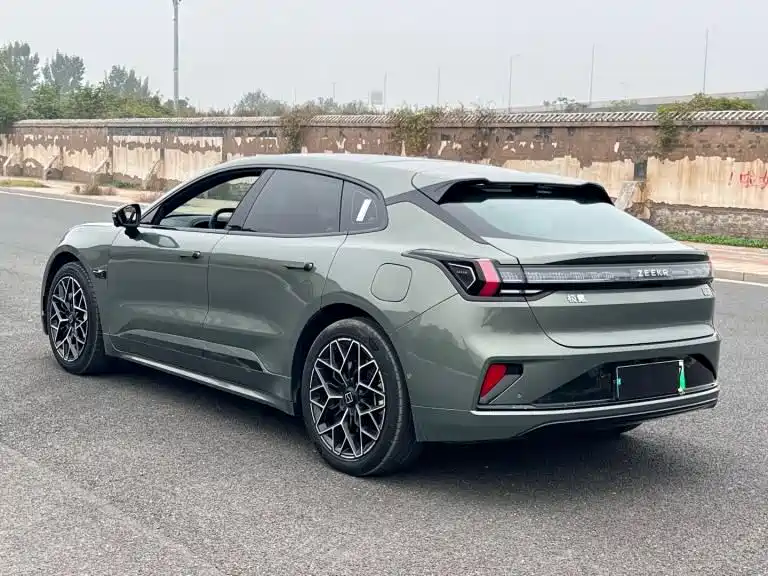 ZEEKR EXTREME KRYPTON 001