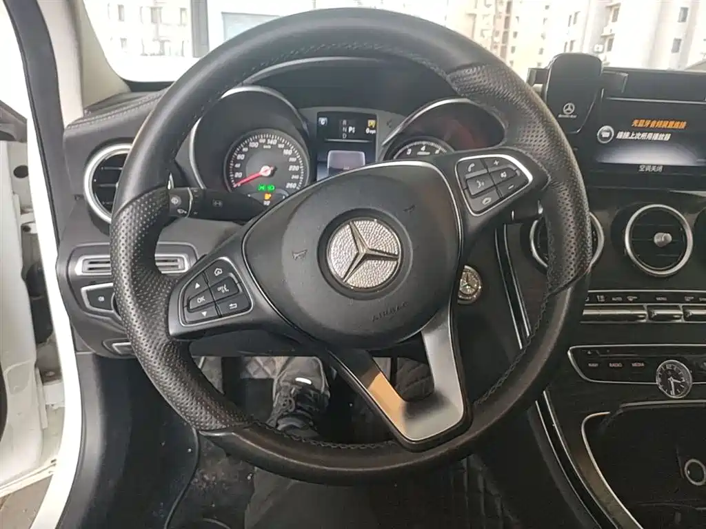 Mercedes-Benz C-Class 2015 Facelift C 180 L Sport фото 11