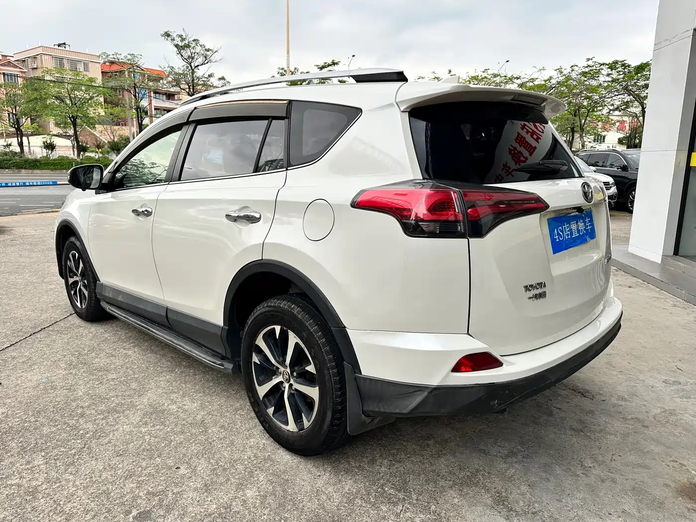Toyota RAV4 Rongfang 2018 2.0L CVT 2WD Trend X Edition фото 4
