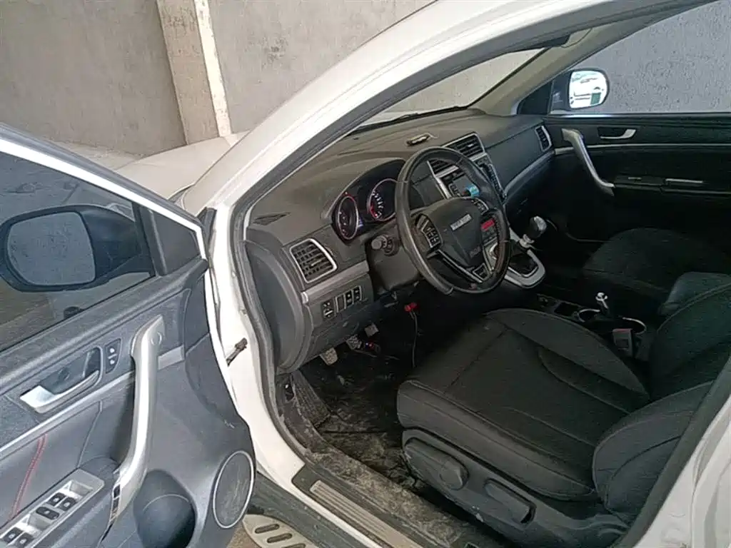 Haval M6 2018 1.5T Manual 2WD Elite фото 16