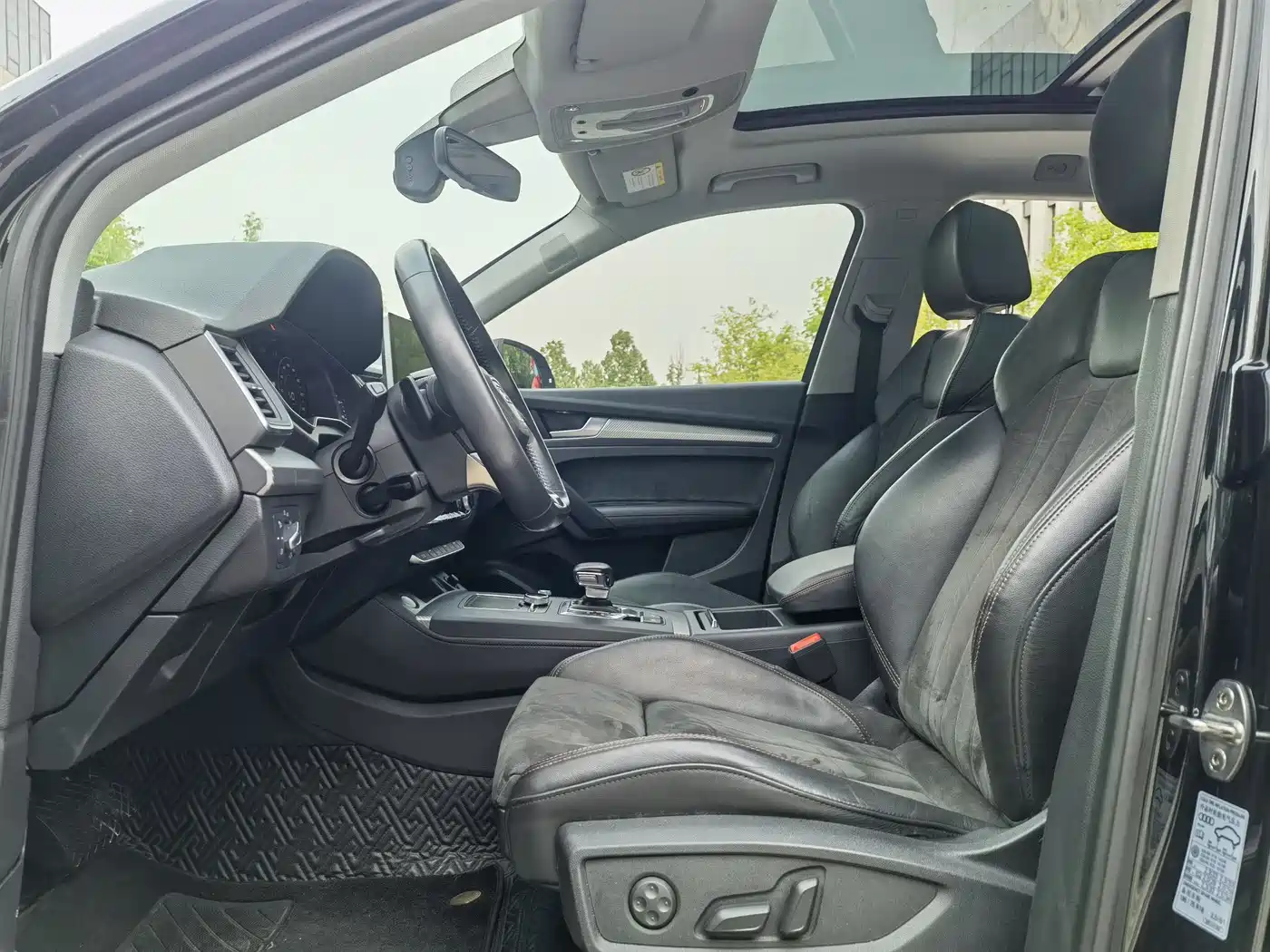 Audi Q5L 2020 45 TFSI Premium Luxury Sport фото 8