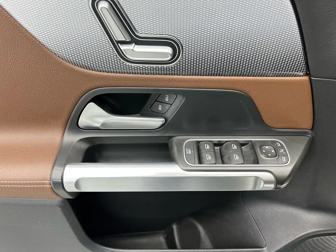 Mercedes-Benz GLB 2023 GLB 200 Style фото 3