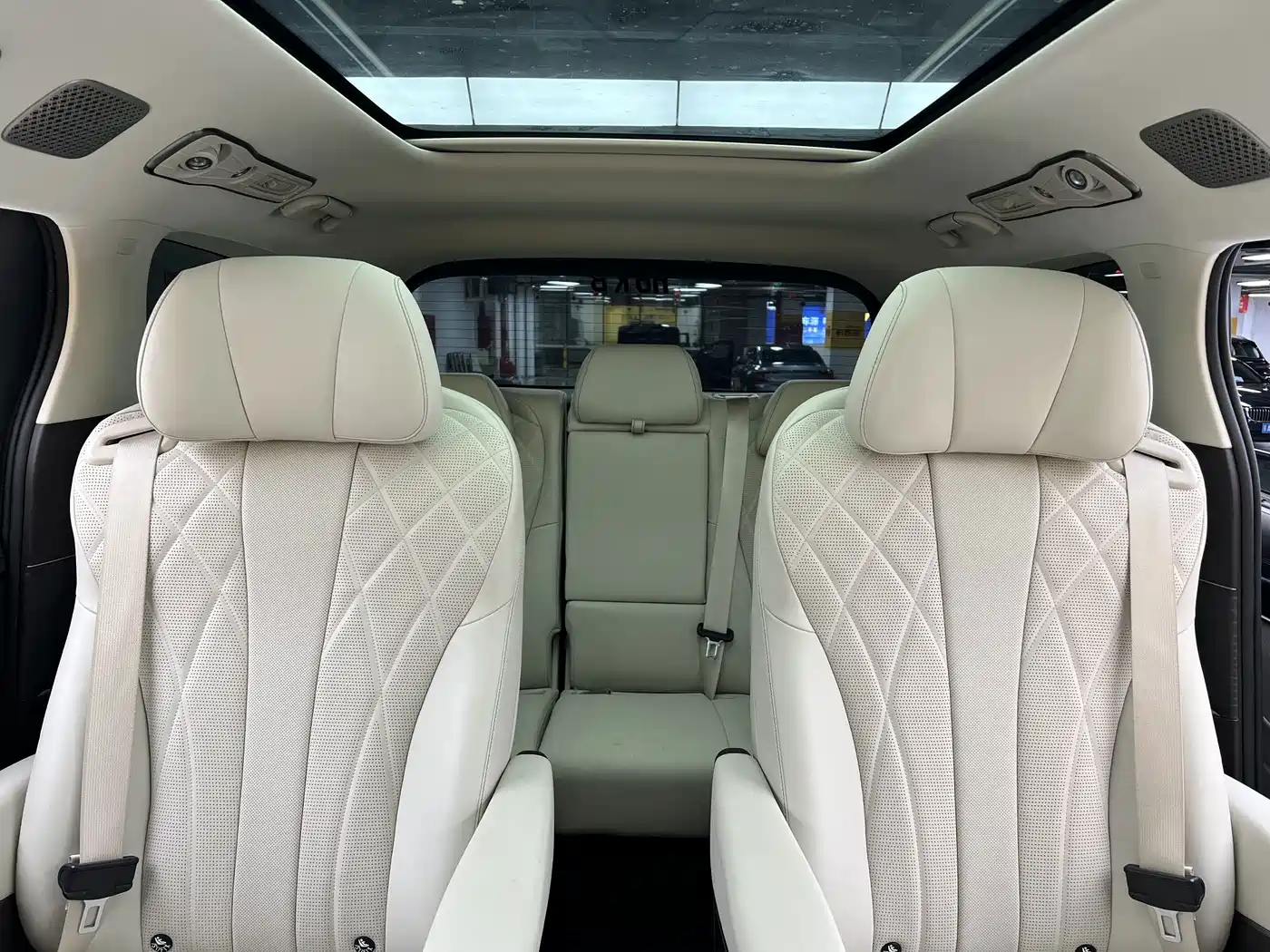 Denza D9 2025 2025 Model DM-i Smart Drive Edition 1020 AWD Flagship