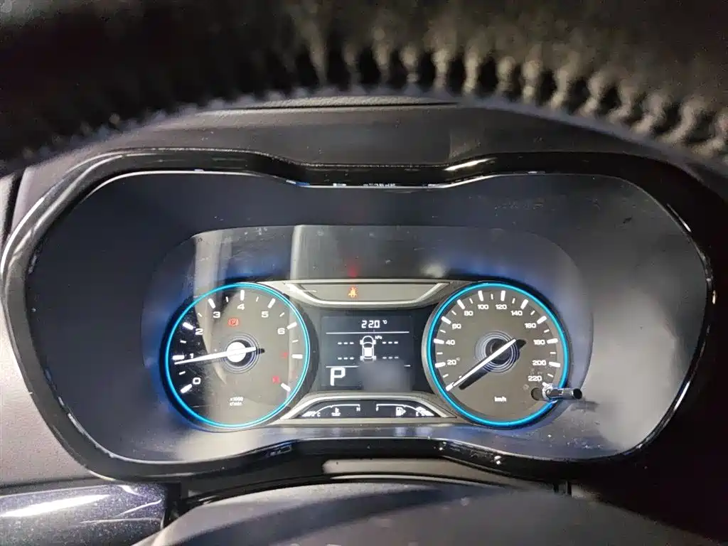 GAC Trumpchi Trumpchi GS4 2018 235T Automatic 2WD Luxury Smart Connect Million Commemorative Edition фото 4