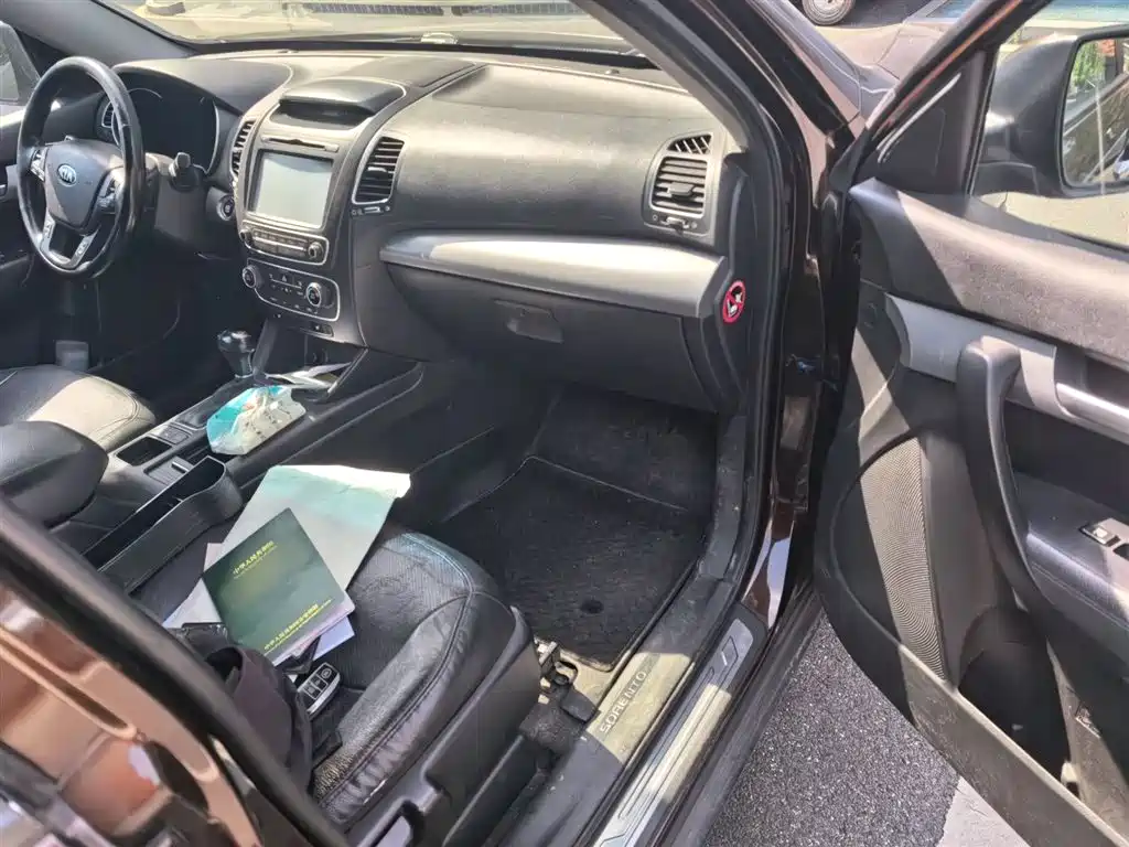 Kia Sorento 2013 2.2T 7-seat Diesel Luxury Edition фото 20