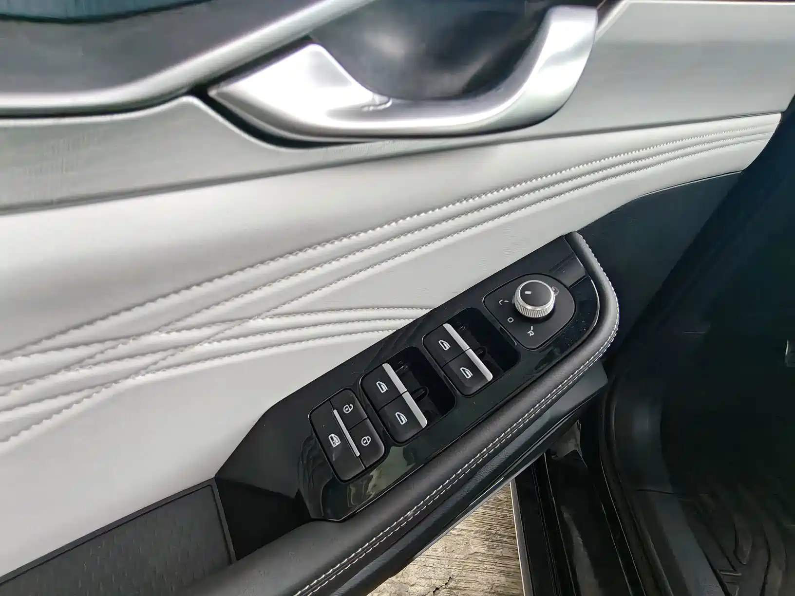 Фото 5 - Geely Preface