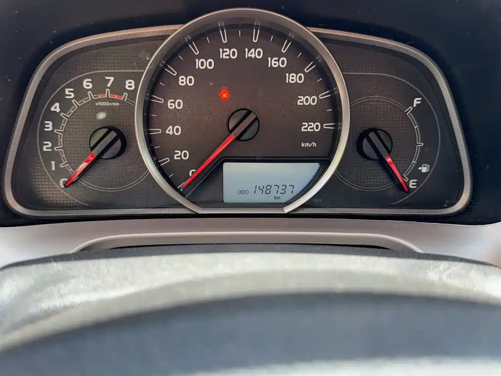 Toyota RAV4 Rongfang 2015 2.0L CVT 2WD Trend Edition фото 4