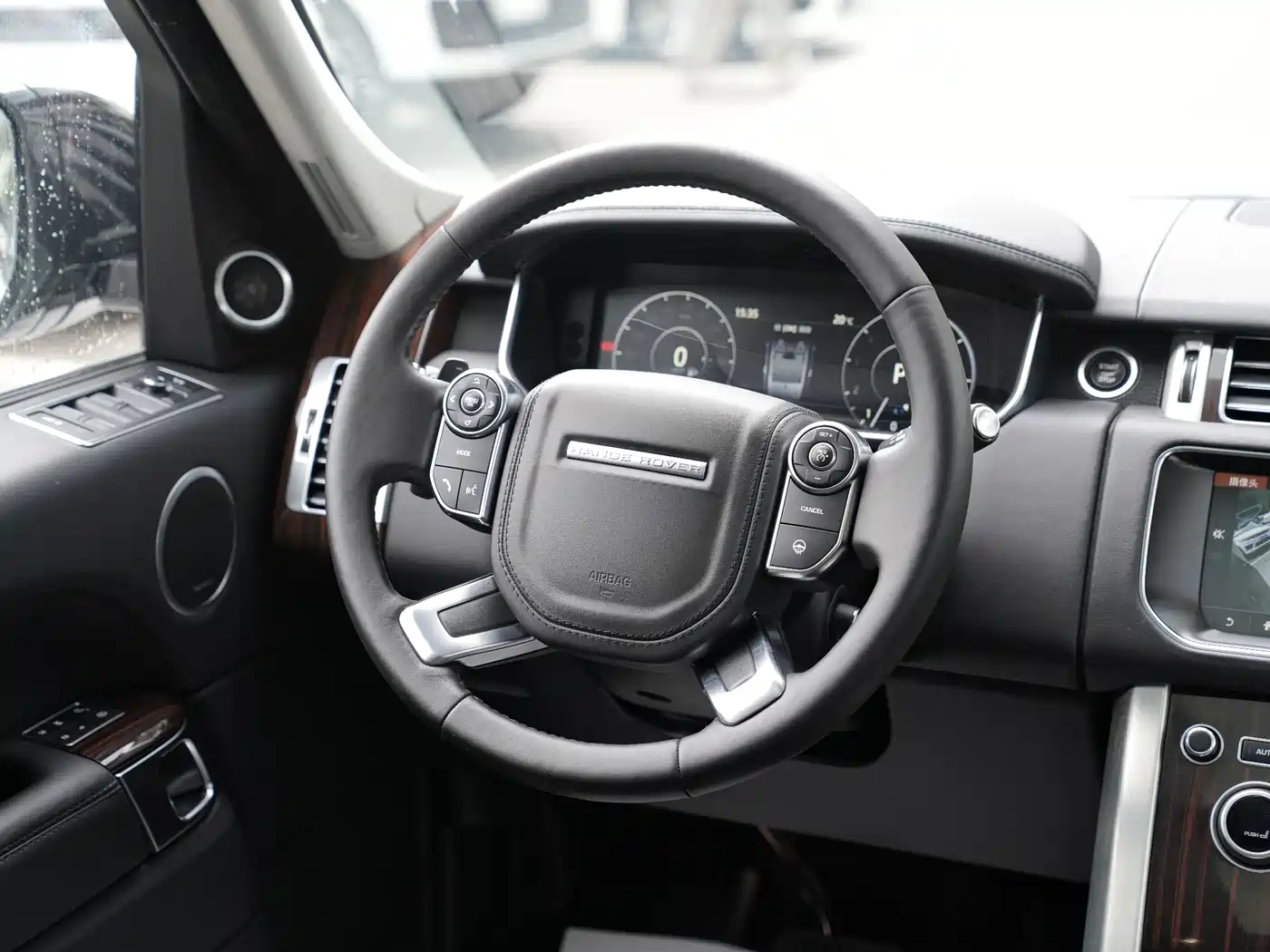 Land Rover Range Rover 2016 3.0 SC V6 Vogue LWB фото 10