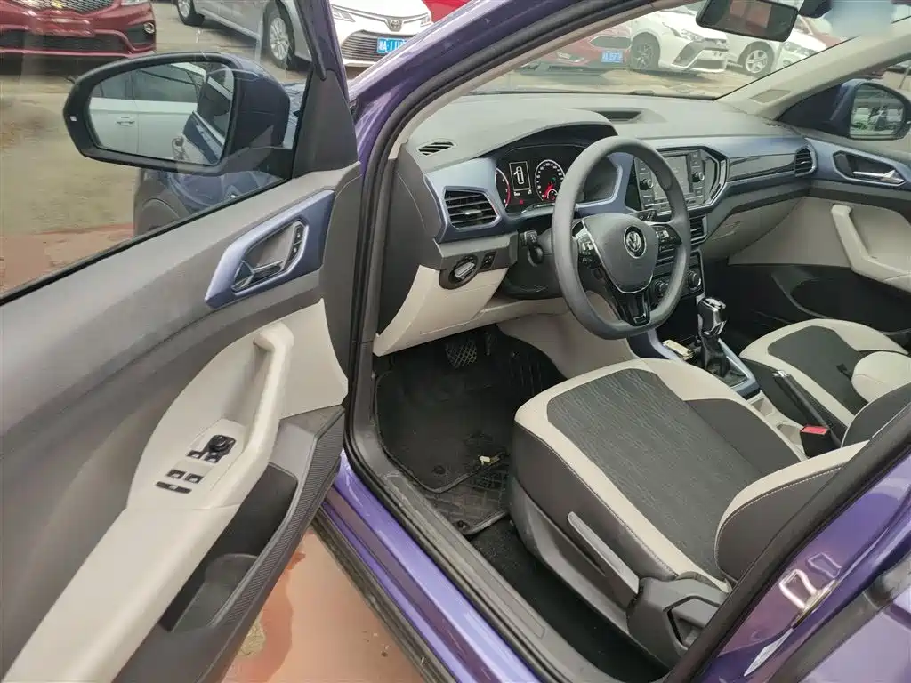 Volkswagen T-Cross 2020 280TSI DSG Comfort Edition фото 12