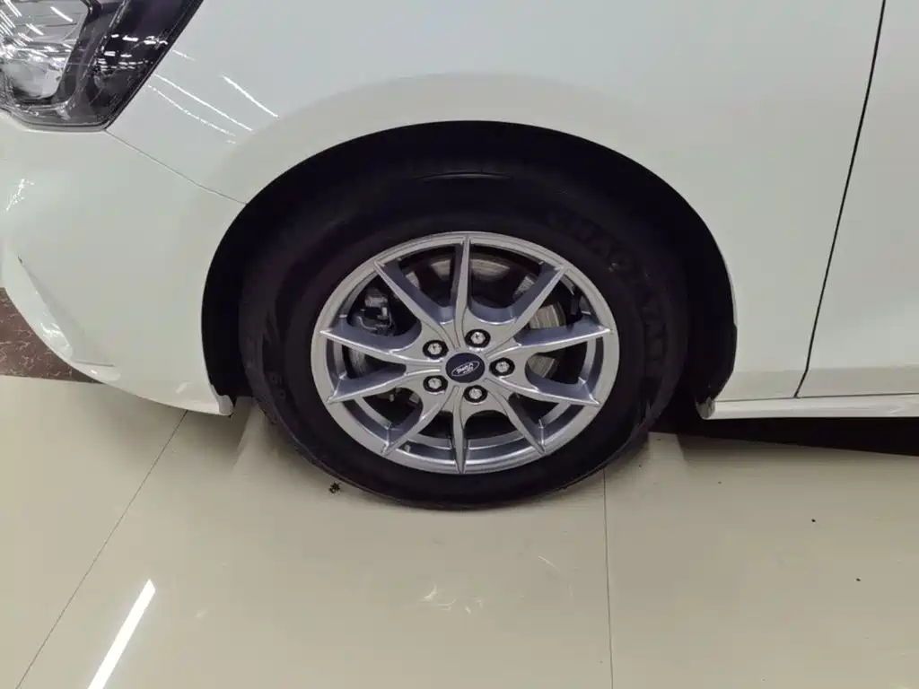 Ford Focus 2021 2021 Hatchback EcoBoost 180 Auto Trend