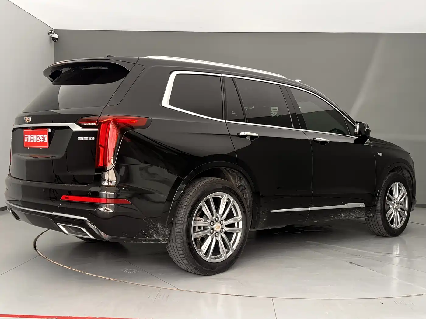 Cadillac XT6 2021 28T 6-Seater Luxury фото 10