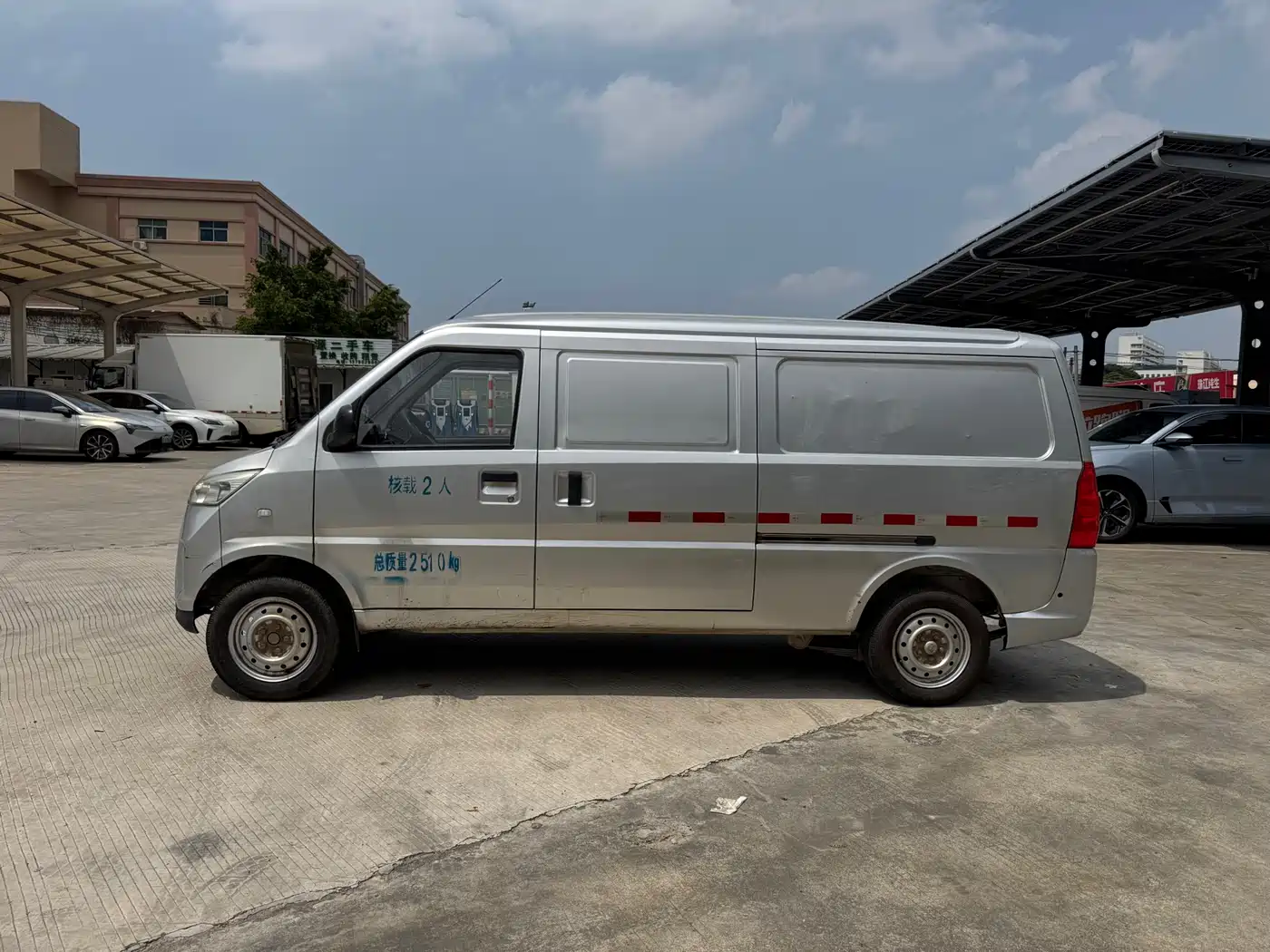Фото 12 - Wuling Motors Wuling EV50