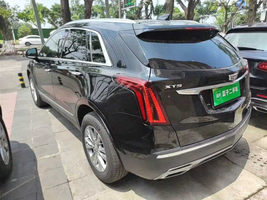 Cadillac XT5 2021 2.0T 2WD Luxury Edition фото 5