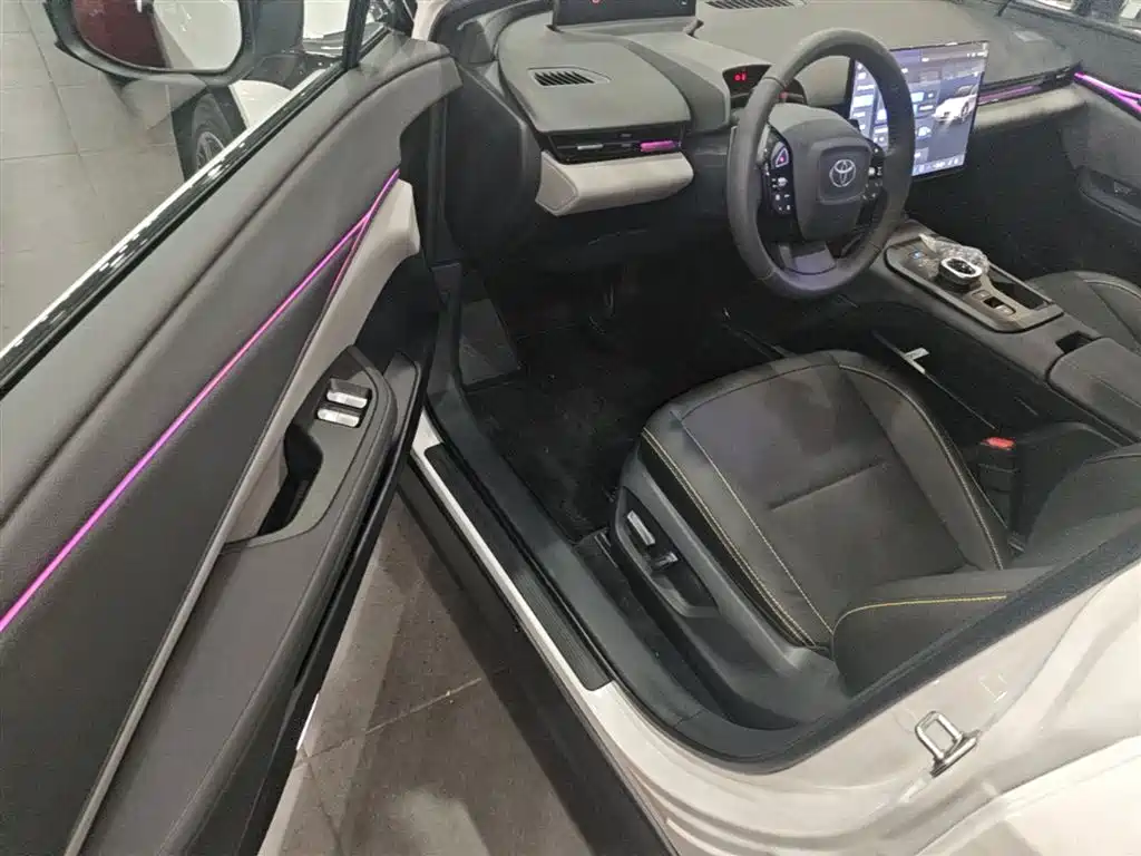 Toyota bZ5 2025 Model 550 PRO фото 11