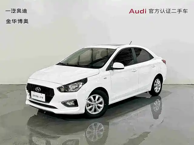 HYUNDAI RENA