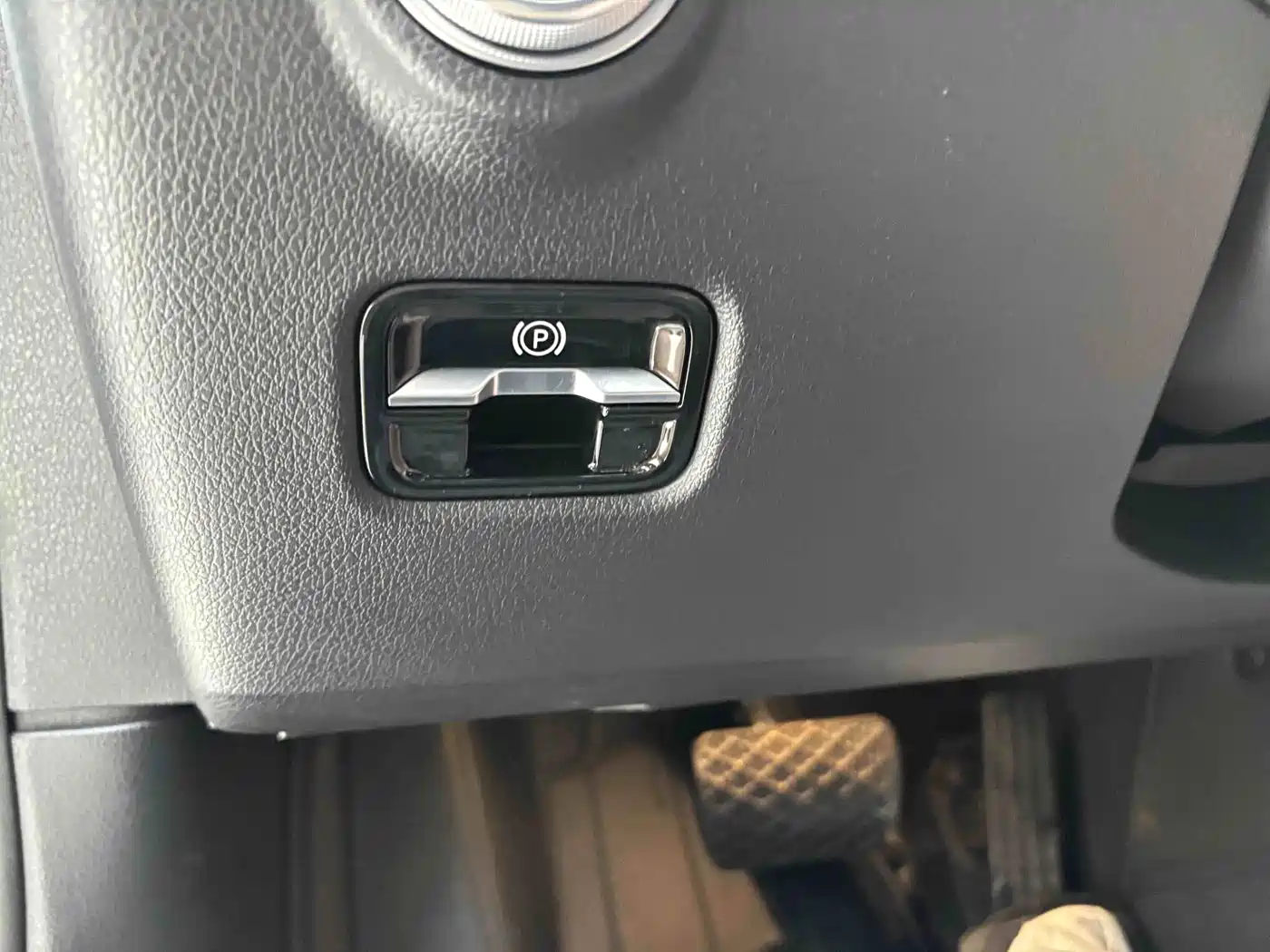 Mercedes-Benz C-Class 2024 2024 Facelift C 260 L Sport