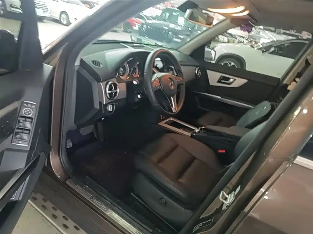 Mercedes-Benz GLK-Class 2013 GLK 300 4MATIC Dynamic Sunroof фото 15