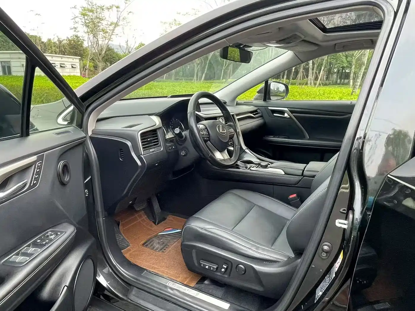 Lexus RX 2016 300 2WD Comfort Edition China V фото 4