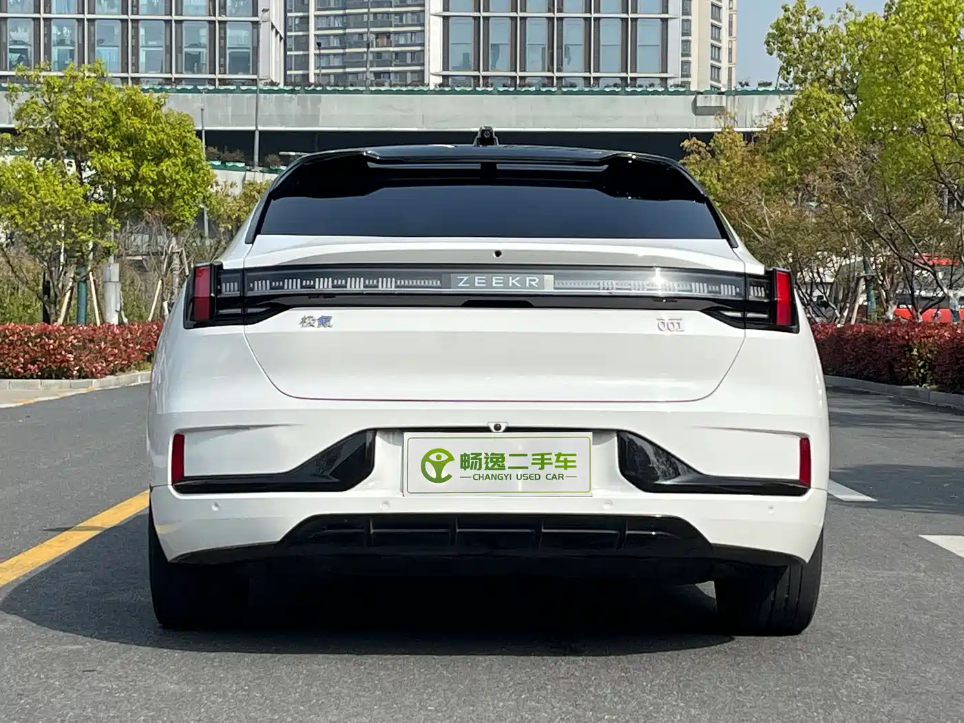 ZEEKR EXTREME KRYPTON 001