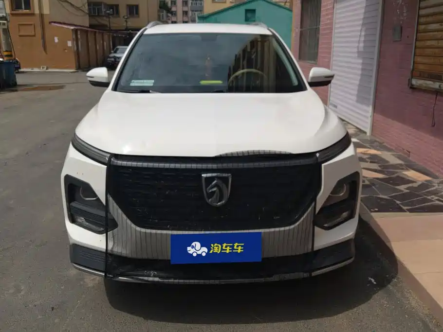 Baojun 530 2021 2021 Global Car Anniversary Edition 1.5T CVT Luxury 5-Seater