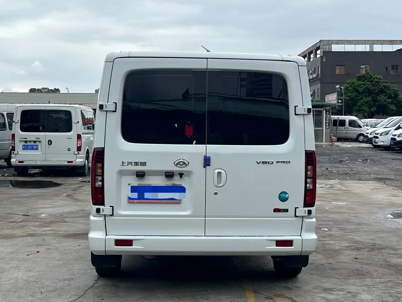 SAIC Maxus Xintu V80 2025 2025 PRO Aoyun 2.0T AMT Long Wheelbase Ultra-Low Roof 6/7/8/9-Seater