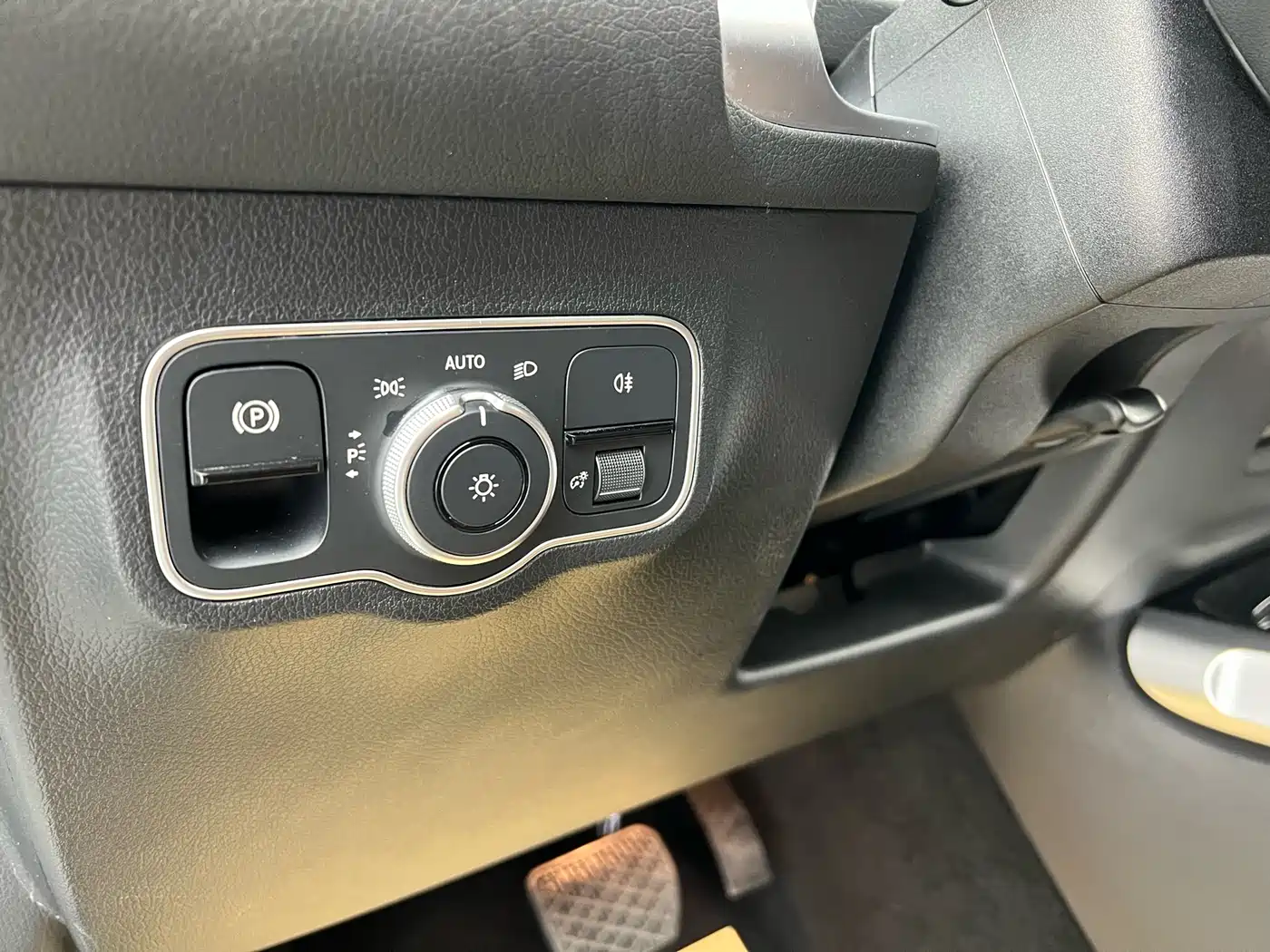 Mercedes-Benz GLB 2023 GLB 200 Style фото 4