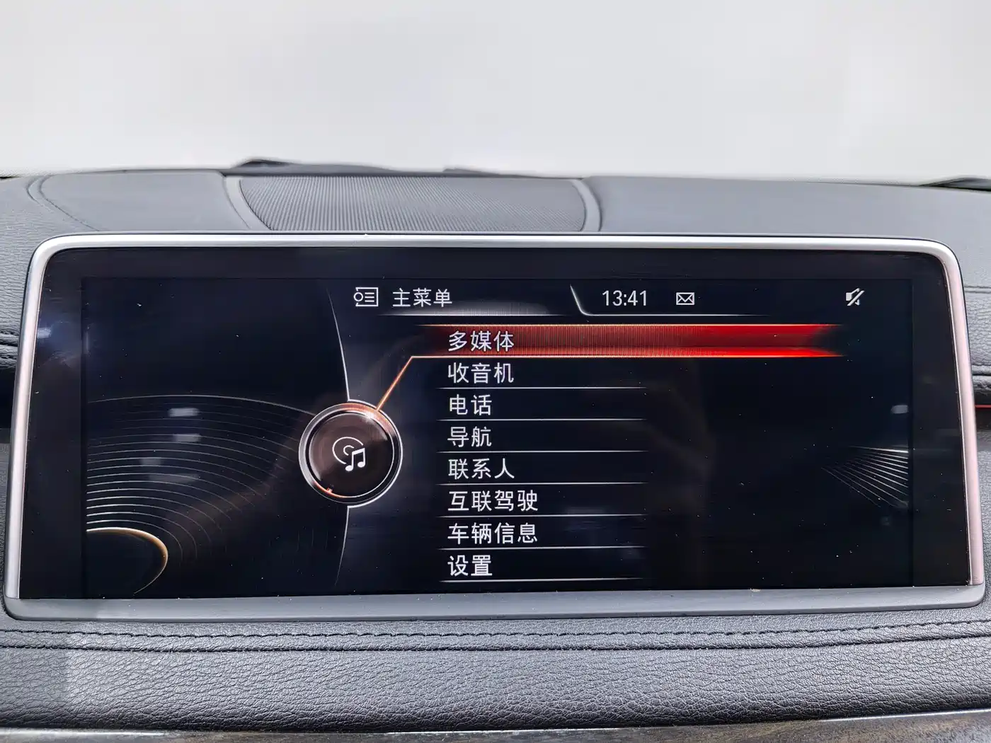 BMW X6 2015 xDrive35i Luxury Model фото 12