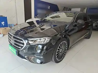 Mercedes-Benz E