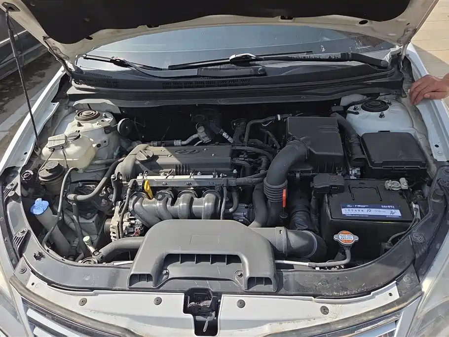 Hyundai Elantra 2011 1.6L Automatic Comfort фото 10