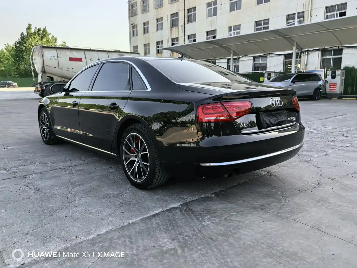Audi A8 2013 A8L 45 TFSI quattro Comfort фото 8