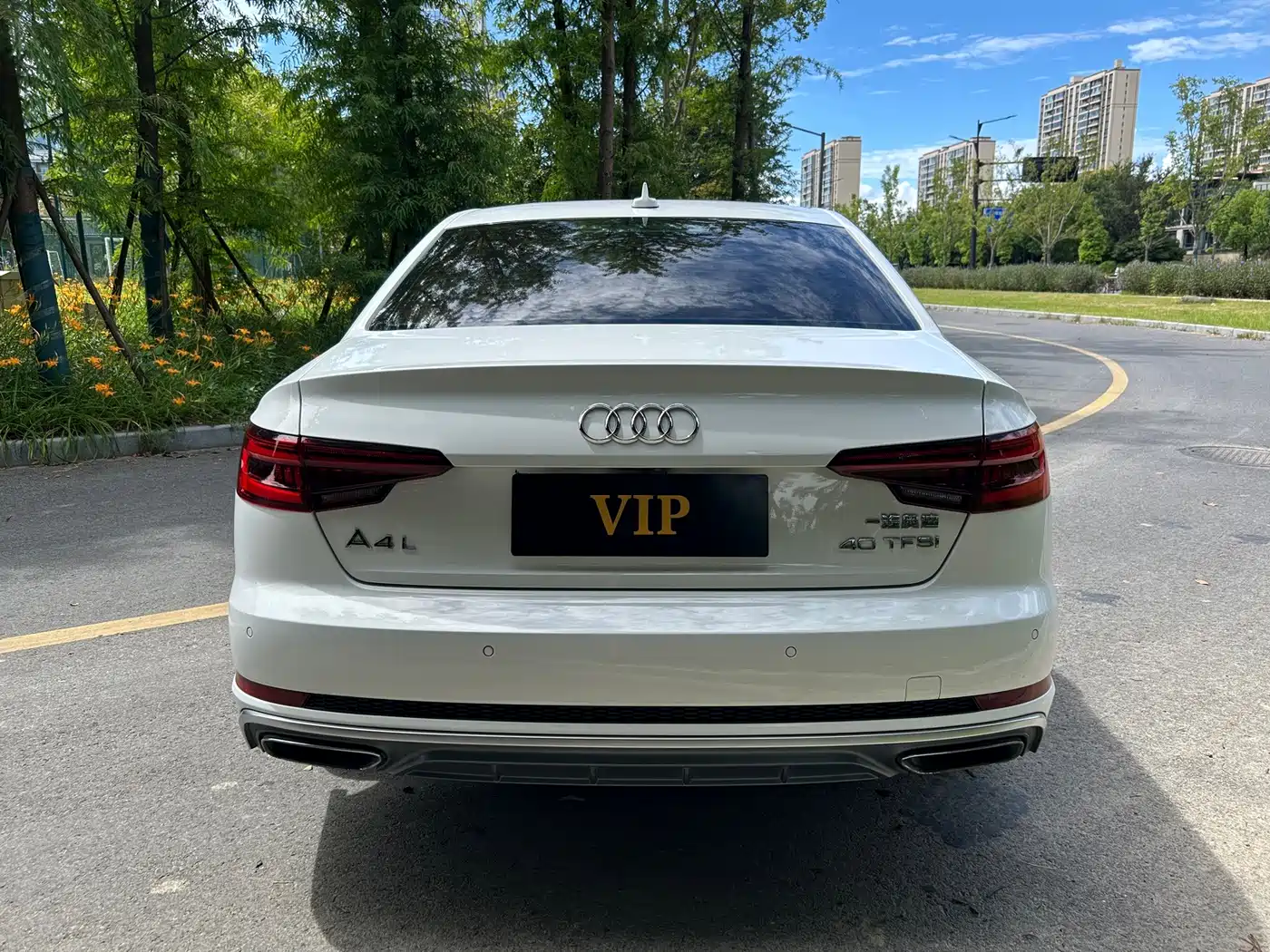 Фото 7 - Audi A4L