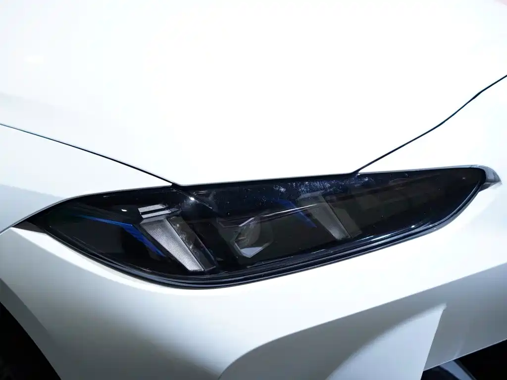 BMW M4 2025 2024 BMW M4 Coupe M xDrive Competition