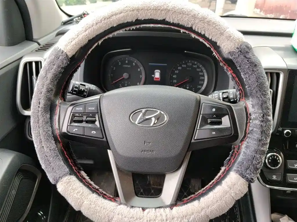 Hyundai Beijing Hyundai ix35 2019 2.0L Automatic 2WD Zhiyong·Enjoy China V фото 3