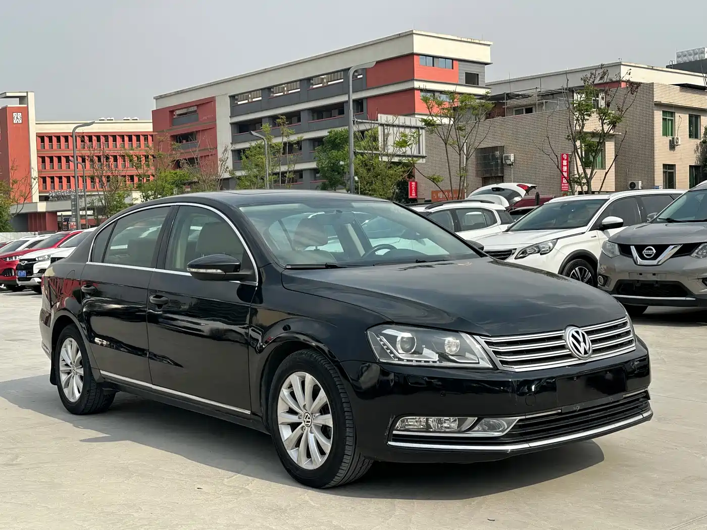 Volkswagen Magotan 2012 Facelift 1.8TSI Leading фото 3