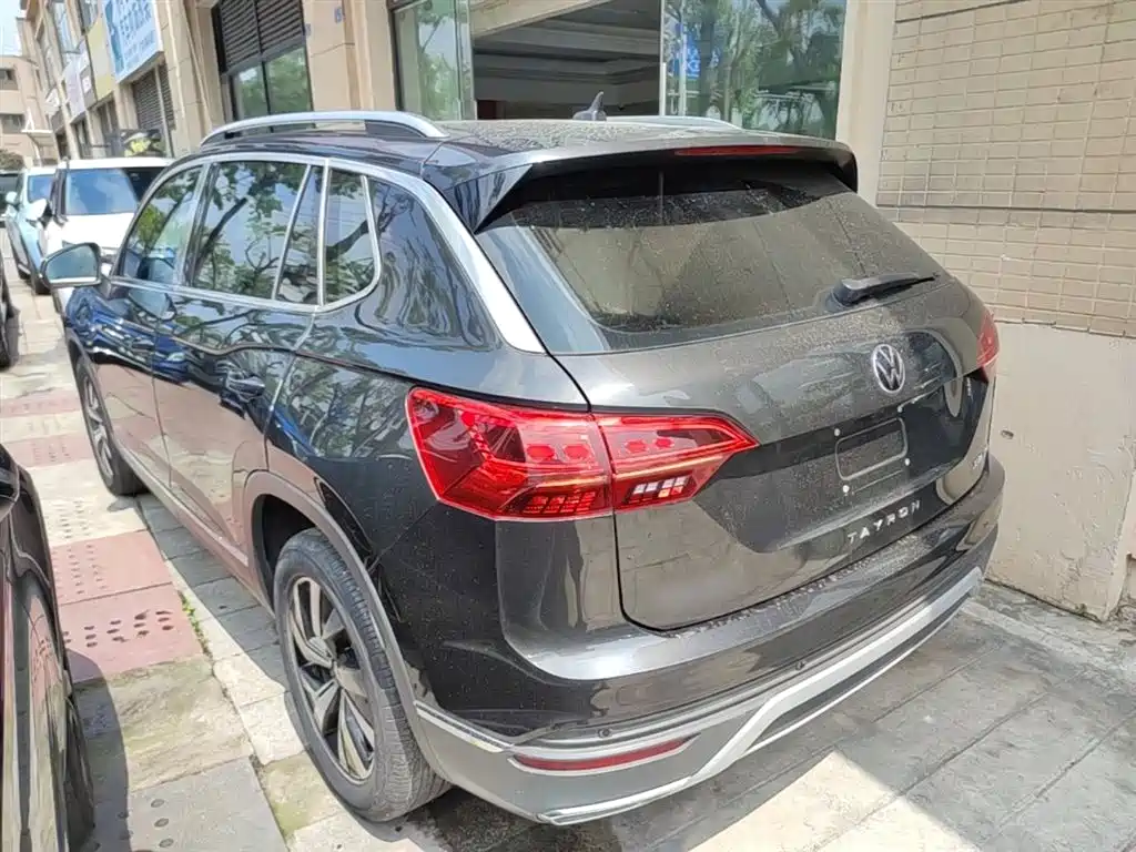 Volkswagen Tayron 2022 330TSI 2WD Luxury Smart Connect Edition фото 5