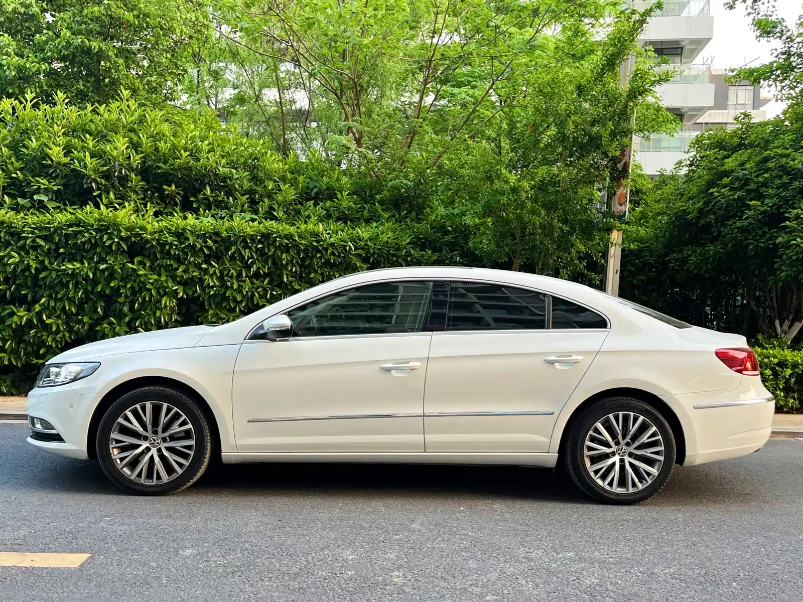 صورة 7 - Volkswagen CC