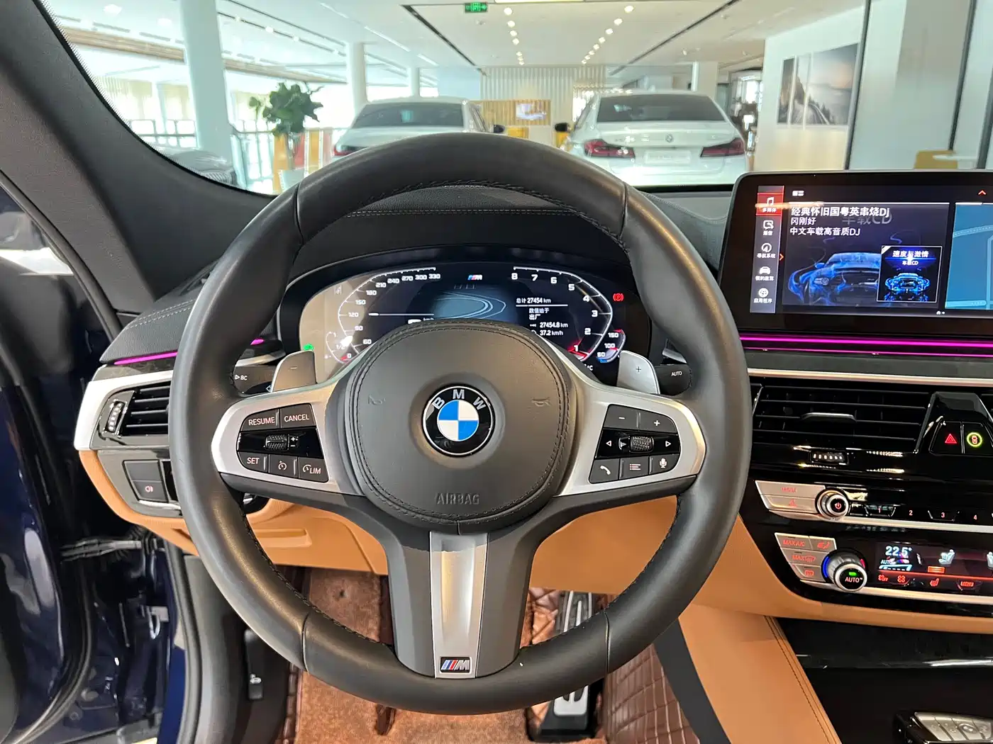 BMW 6 Series GT 2024 630i M Sport Ultimate Package фото 7